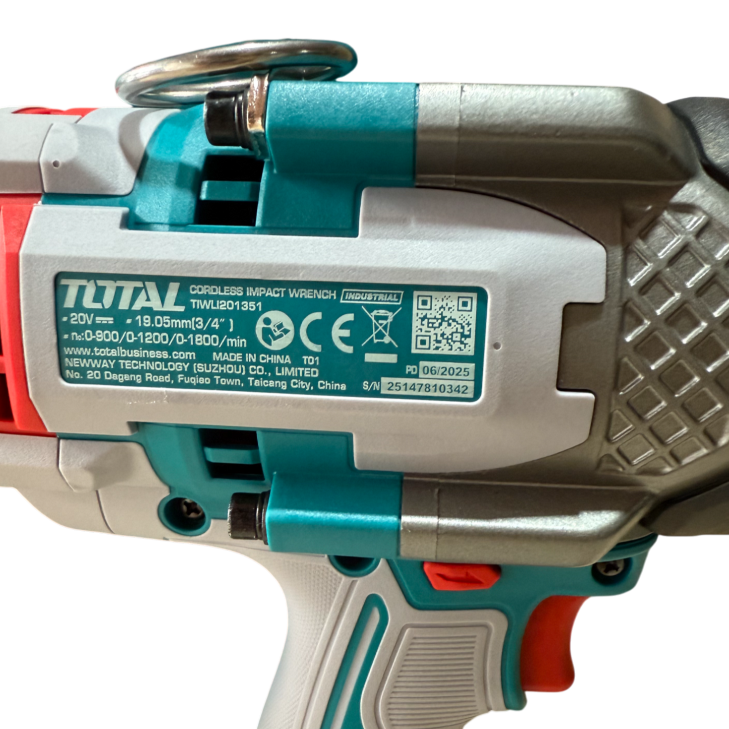 Combo Triple Llave de Impacto Brushless 20V – 400NM / 850NM / 1350NM + Cargador + 2 Baterías + 1 Año de Garantía
