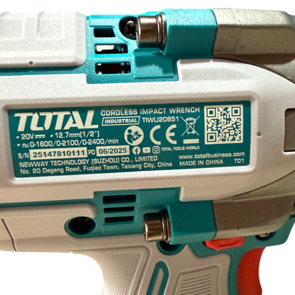 Combo Triple Llave de Impacto Brushless 20V – 400NM / 850NM / 1350NM + Cargador + 2 Baterías + 1 Año de Garantía